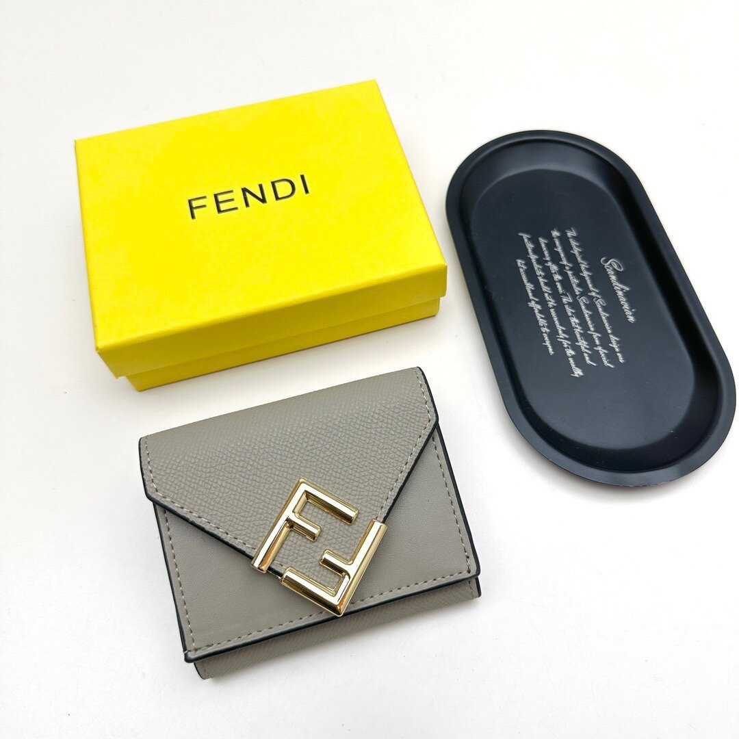 FENDI 8352 11 9 3 5